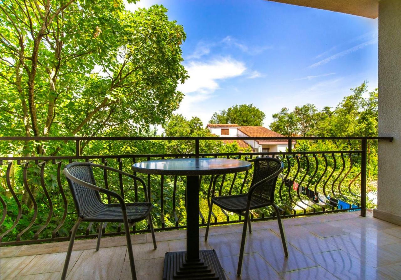 Apartments Mare Пула Екстер'єр фото