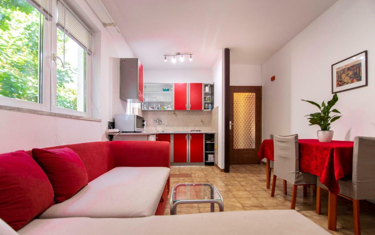 Apartments Mare Пула Екстер'єр фото