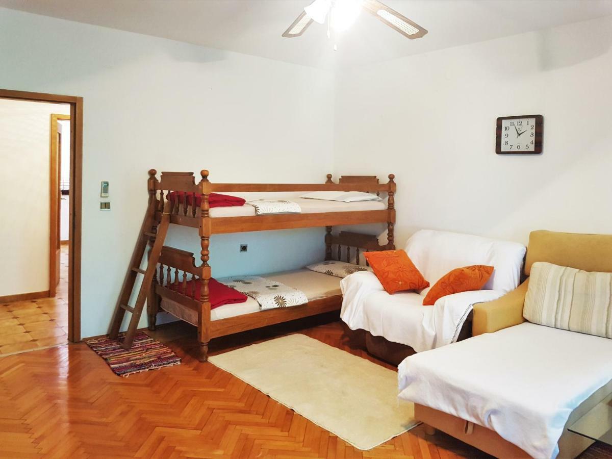 Apartments Mare Пула Екстер'єр фото