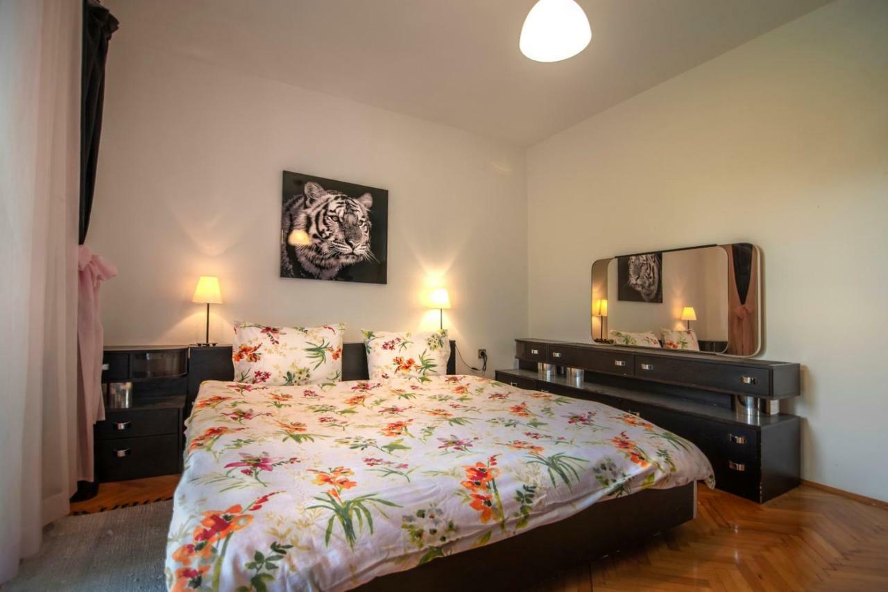 Apartments Mare Пула Екстер'єр фото