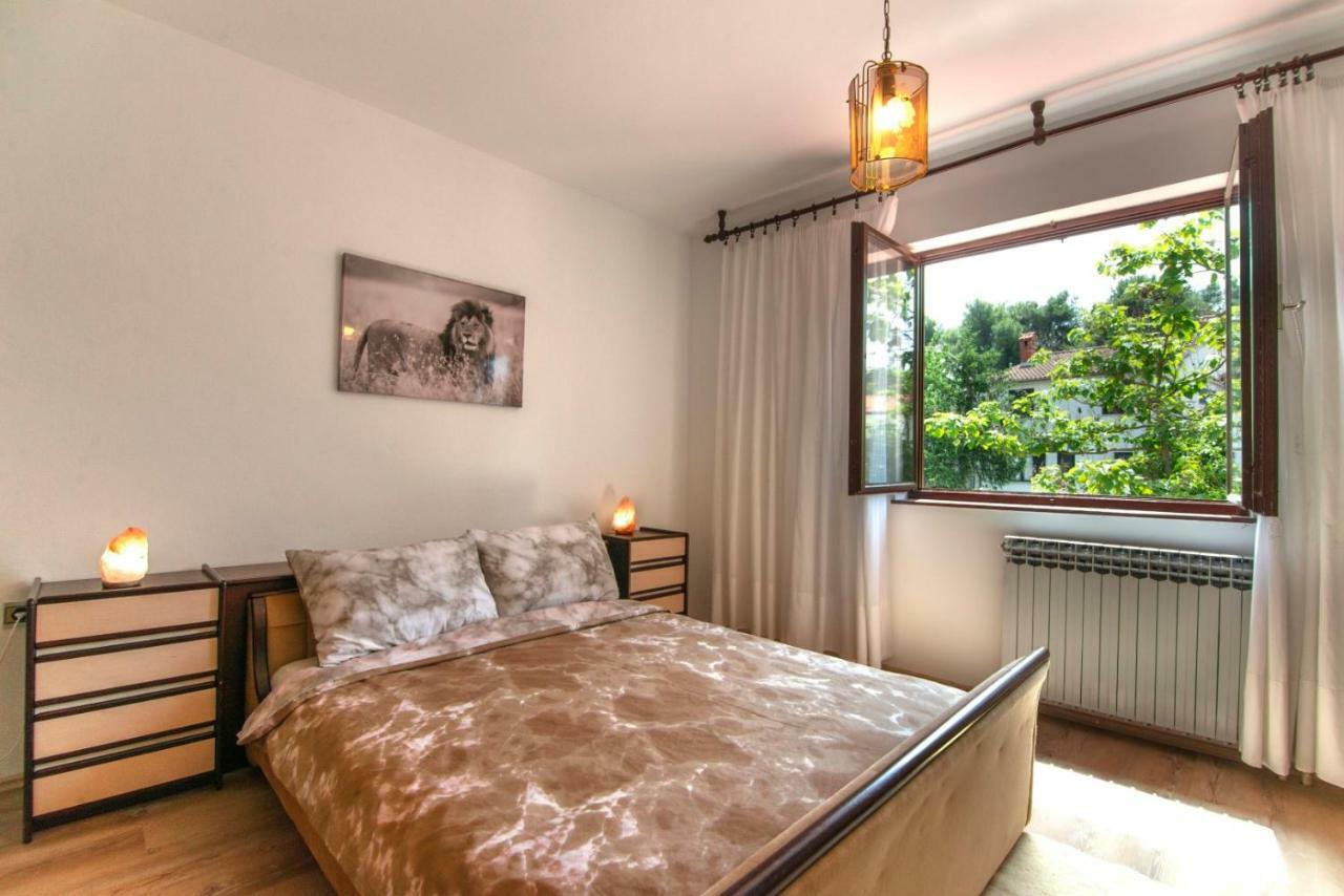 Apartments Mare Пула Екстер'єр фото