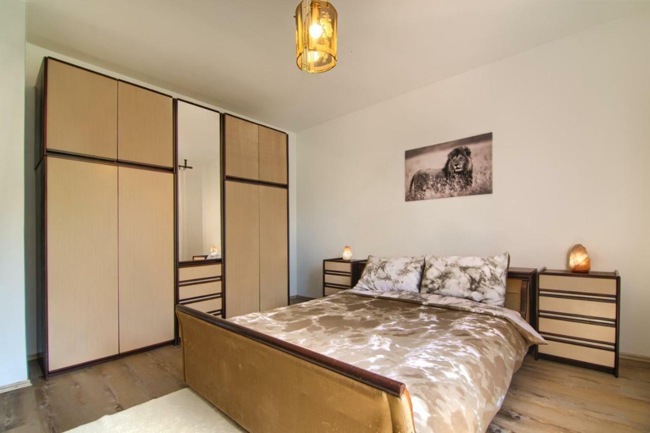 Apartments Mare Пула Екстер'єр фото