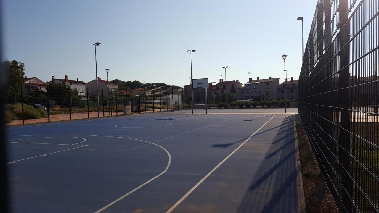 Apartments Mare Пула Екстер'єр фото